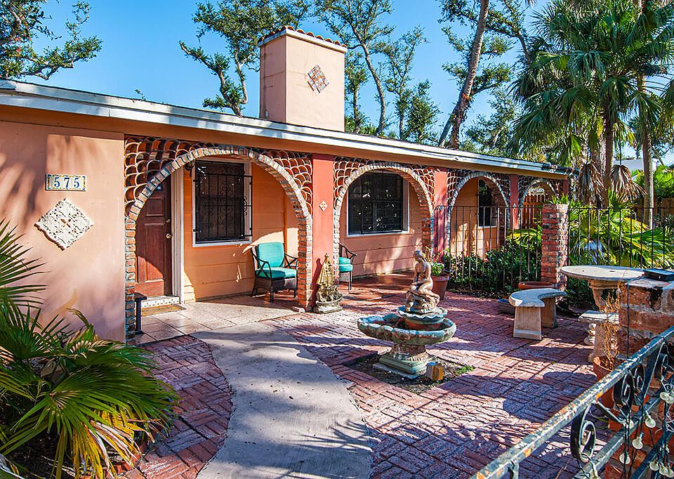 1st image of 575 Acacia Road