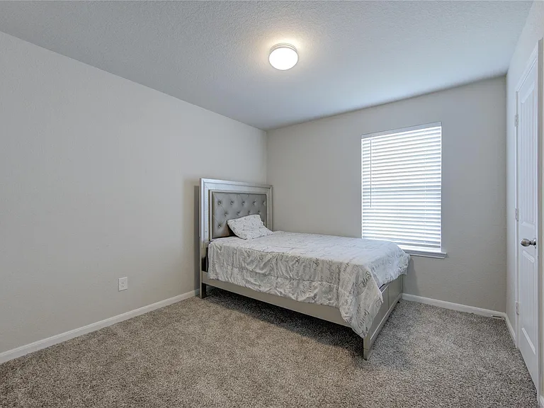 29623 Stanley Canyon Ln — Photo 34