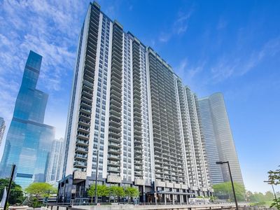 400 E Randolph St APT 3615, Chicago, IL, 60601