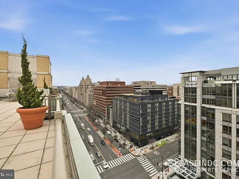 1150 K St NW #406 — Photo 24
