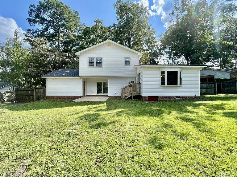 5651 Dodge Dr — Photo 33