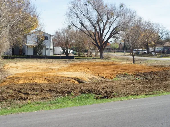 710 Lakeshore Blvd, Little Elm, TX 75068