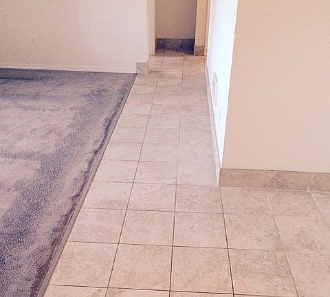5th image of 10102 Lakeview Ave SW