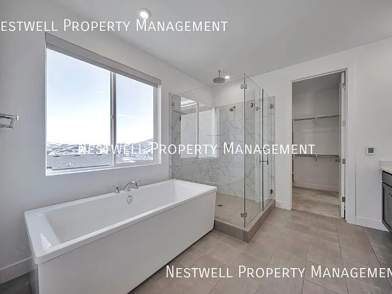 2346 E Snowy Peak Dr — Photo 22