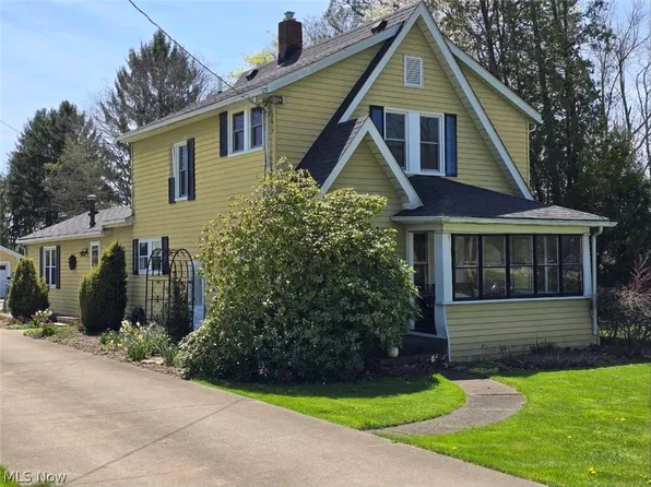 2942 Wadsworth Rd, Barberton, OH 44203
