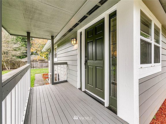 2nd image of 18033 1st Ave NE