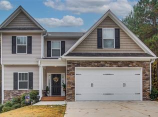 48 Fieldcrest Dr, Dallas, GA 30132