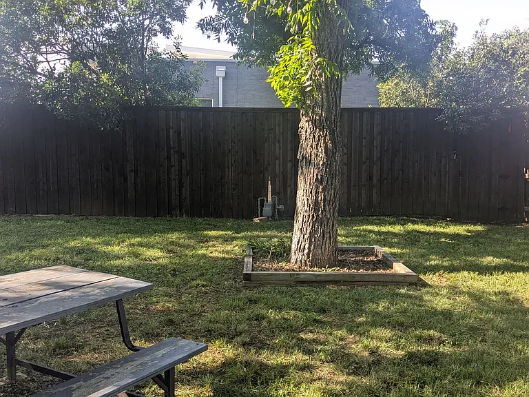 2931 Eric Ln — Photo 27