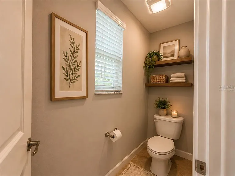 921 Terra Vista St — Photo 17