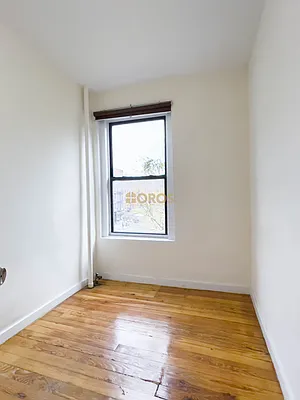 Rented by City Connections Realty | media 8