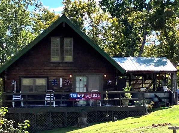 4966 Jericho Rd, Point Pleasant, WV 25550