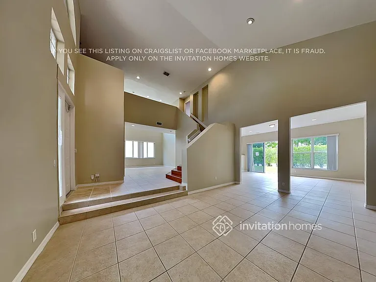5817 NW 125th Ave — Photo 5