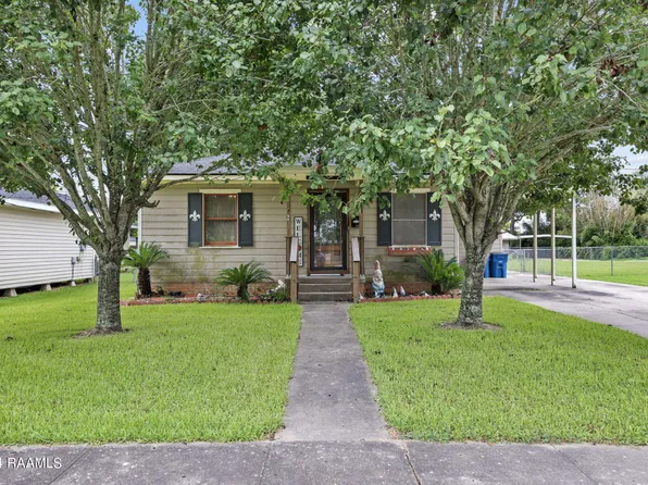 423 Davis St, Jennings, LA 70546