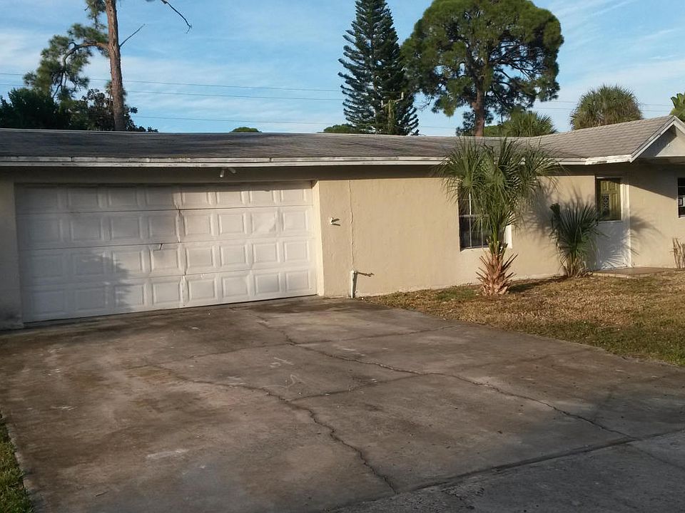 1st image of 156 Bermuda St