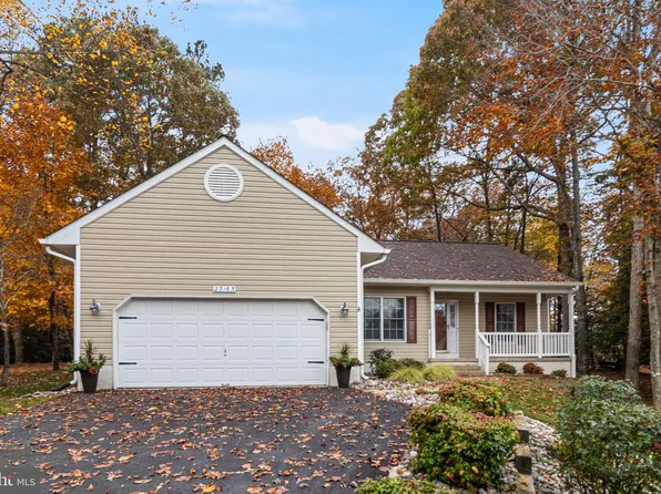 23165 Heatherwood Ln, California, MD 20619