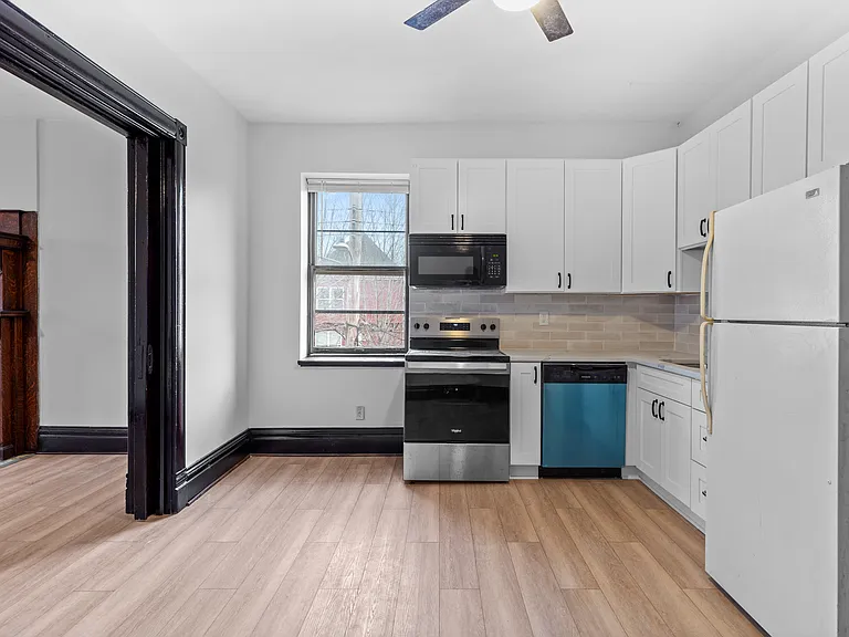 2614 Accomac St #2F — Photo 6