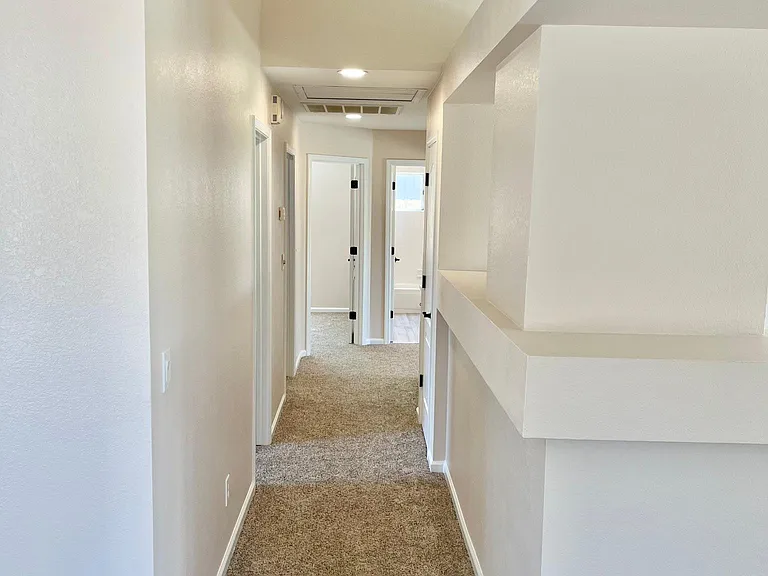 1654 Rebecca Dr — Photo 8