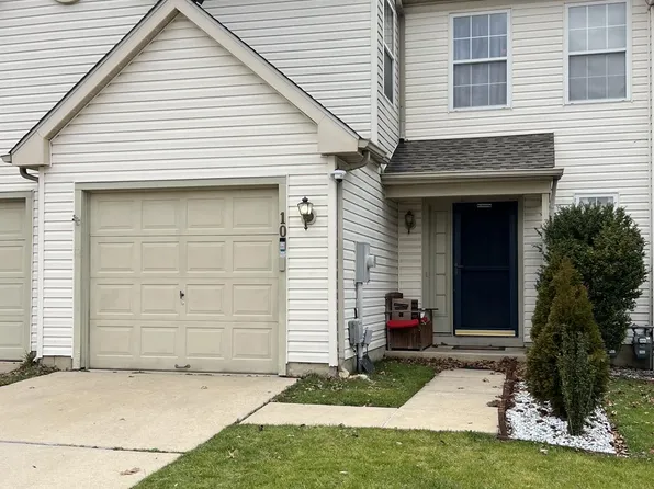 10 Woodcrest Ln, Delran, NJ 08075