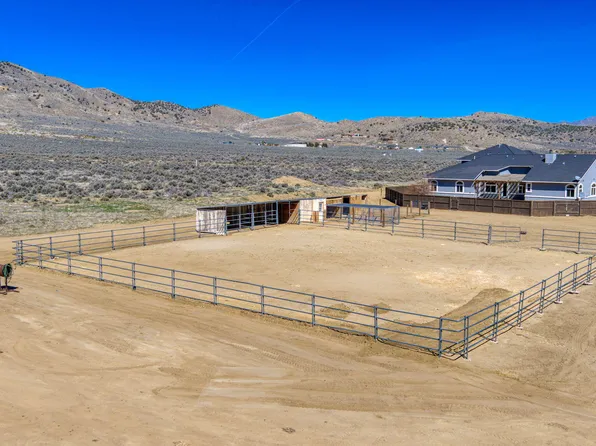 1215 Serpentine Rd, Reno, NV 89506