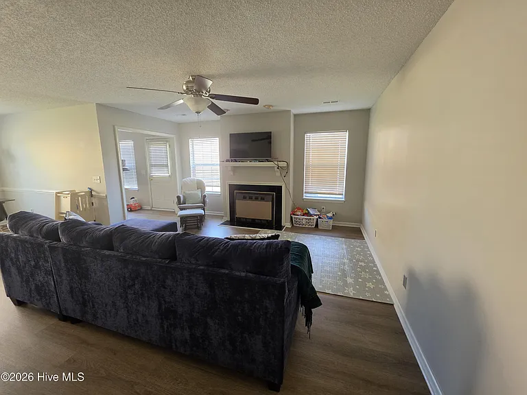 2940 Mulberry Ln #A — Photo 2