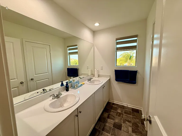 Bathroom 3 - toilet bidet installed