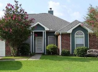 120 Silver Medal Dr, Lafayette, LA 70506