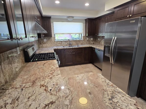 21900 Marylee St Unit 292