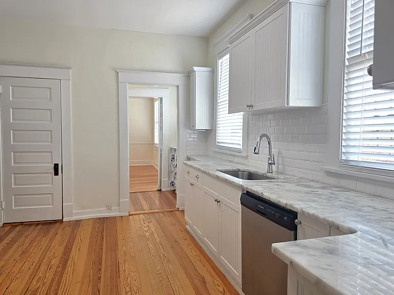 1429 Stovall St — Photo 15