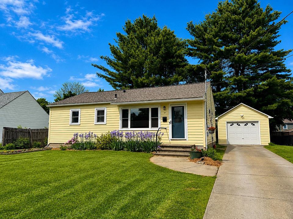 1st image of 107 Abnaki Avenue