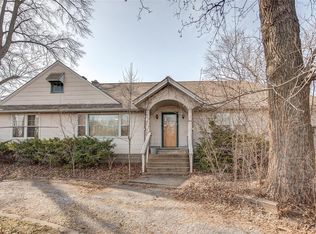 4718 N Alby Rd, Godfrey, IL 62035