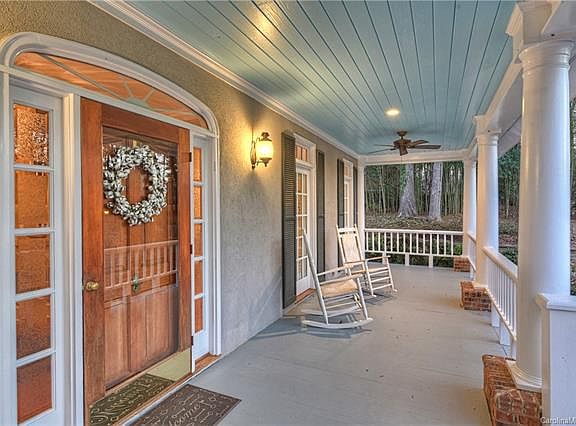 3rd image of 4115 Carmel Acres Dr