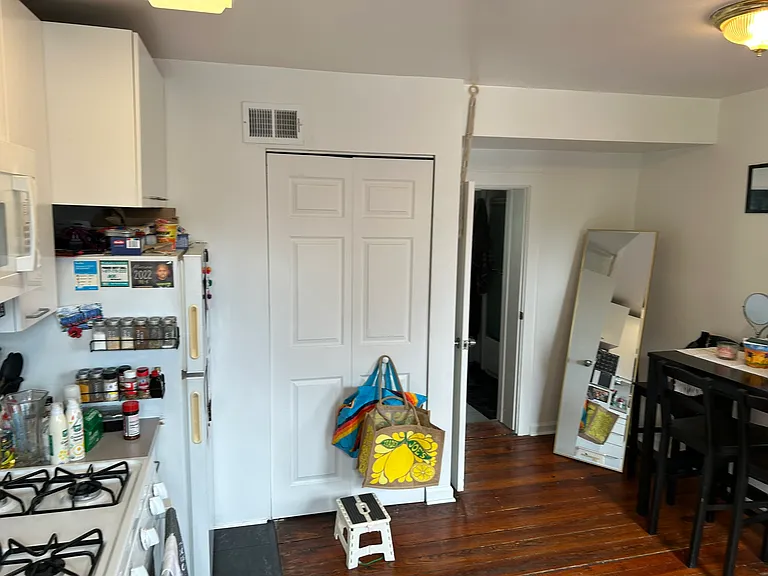 3001 Huntingdon Ave #2 — Photo 8