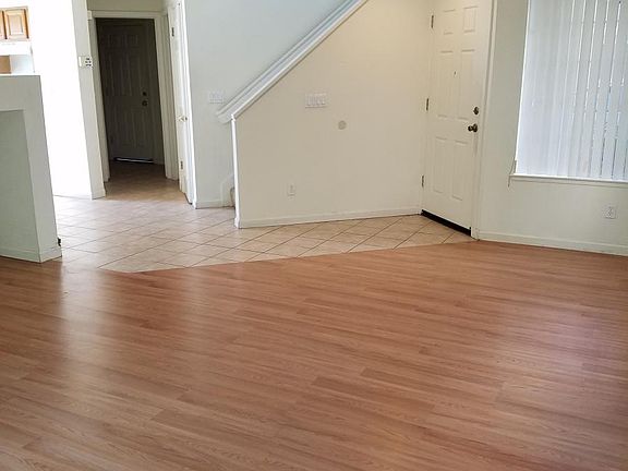 4th image of 1505 Hermocilla Way