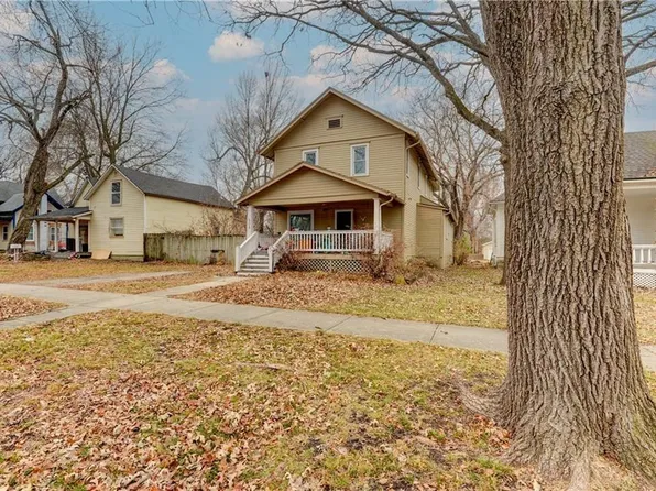 508 S Willow St, Ottawa, KS 66067
