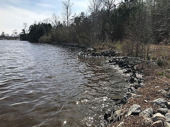 3rd image of 138 Dockery Dr