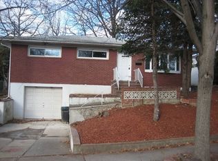 922 Drumgoole Rd W, Staten Island, NY 10312