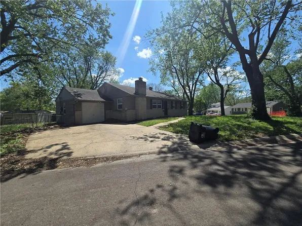 4001 S Pleasant St, Independence, MO 64055