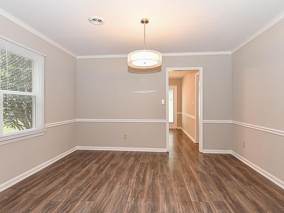 5th image of 3538 C Lawndale Dr