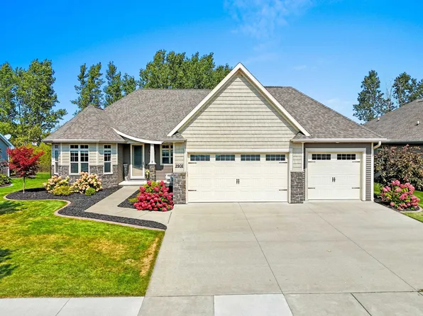 2908 Gardenia Dr, Appleton, WI 54913