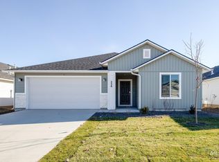 334 N Meadowsweet Ave, Kuna, ID 83634