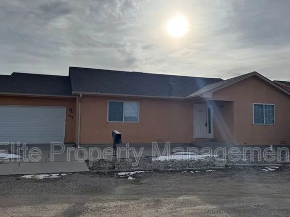 163 S Stardust Cir, Pueblo, CO 81007