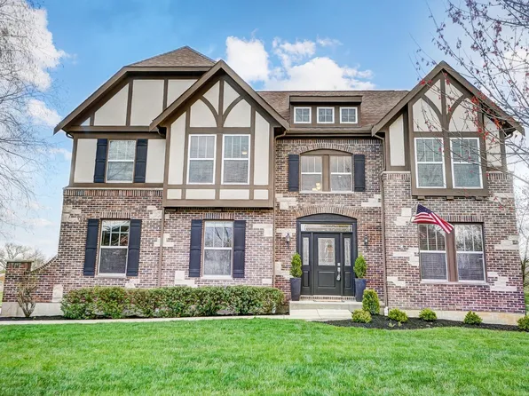 8327 Pine Run Dr, Cincinnati, OH 45244