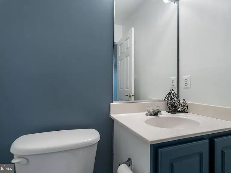 8648 Royal Worcester Ln — Photo 40