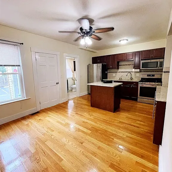21 Hartwell St #3 — Photo 2