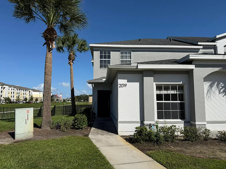 2019 Claudia Ln — Photo 1