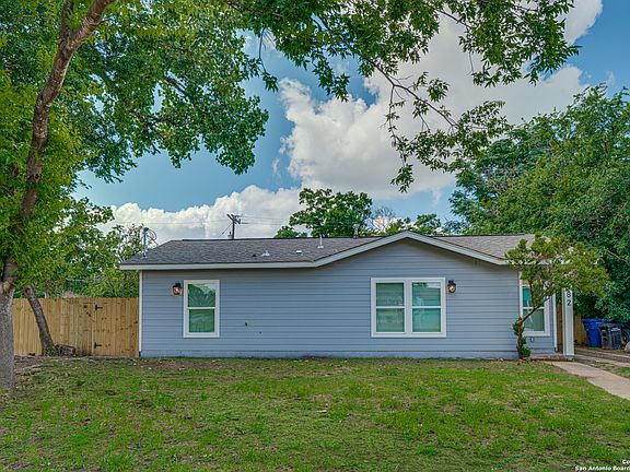 4th image of 182 Howle Ave