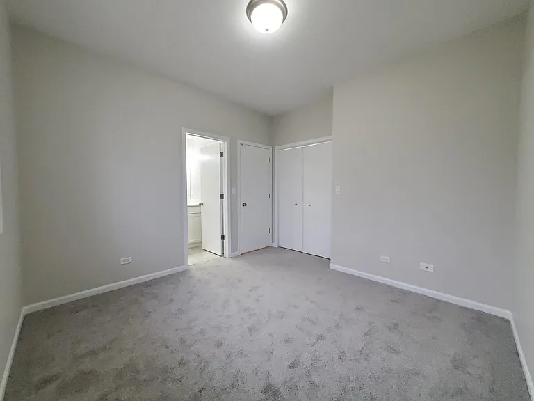 4925 S Forrestville Ave #2S — Photo 13