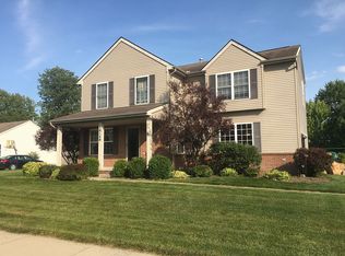 36148 Oxford Ct, New Baltimore, MI 48047