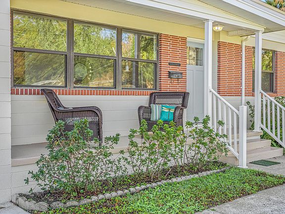 5th image of 6136 Vasari Dr