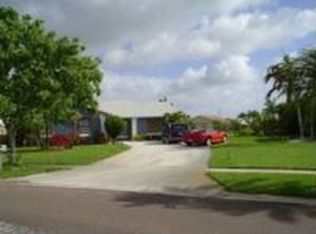 5761 Autumn Ridge Rd, Lake Worth, FL 33463